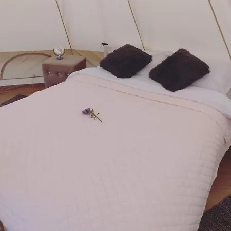 Gradina Magica A Lavandei Glamping Cort de lux