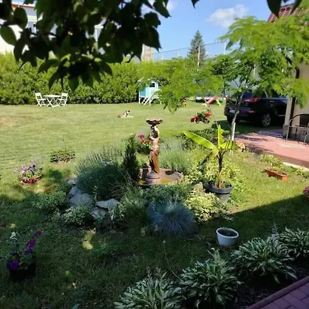 Gradina Magica A Lavandei Glamping Cort de lux Urlati